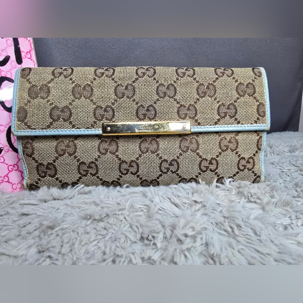 SOLD-Gucci GG canvas wallet